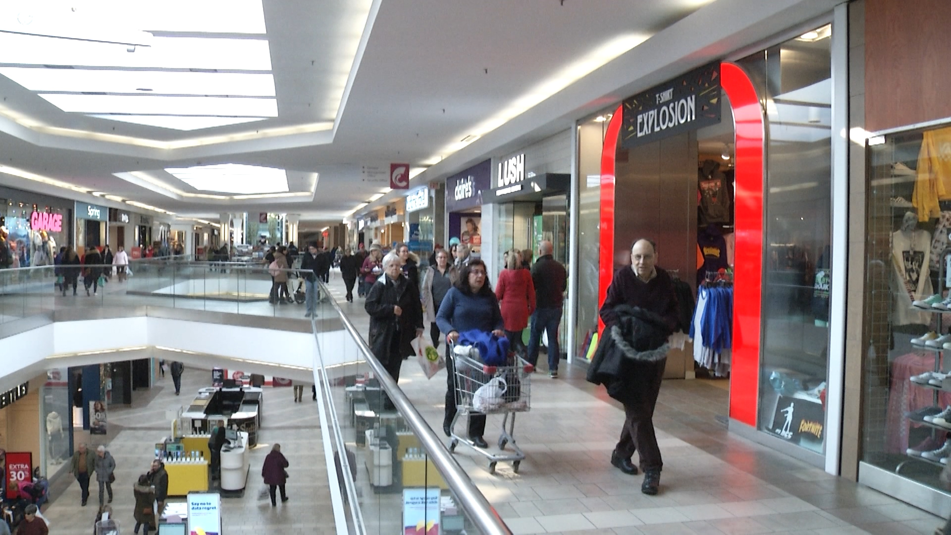 shoe stores in cataraqui mall