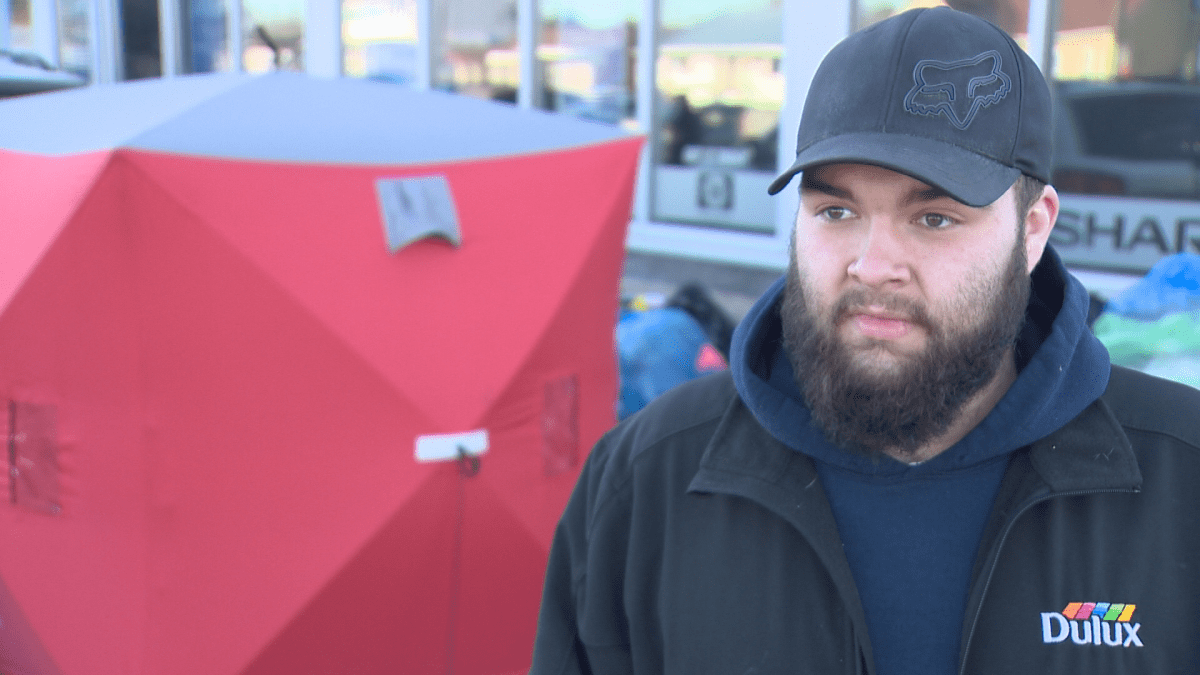 Moncton group to sleep outside overnight to raise awareness for homeless - image