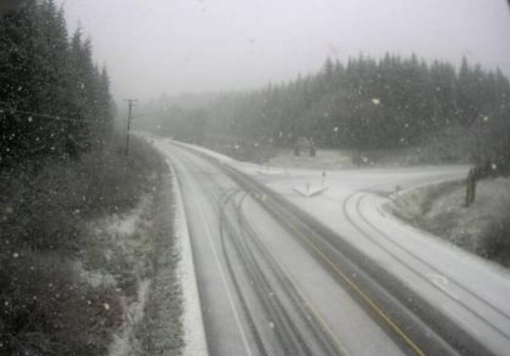 A webcam showing road conditions in Port Hardy. Winds of up to 110 km/h are expected to slam into northern Vancouver Island.