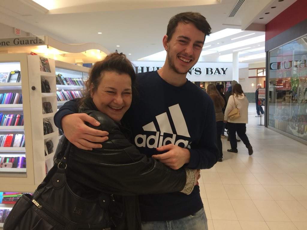 Carla and Alex Barbieri were enjoying some quality time together Monday morning while doing last-minute Christmas shopping.