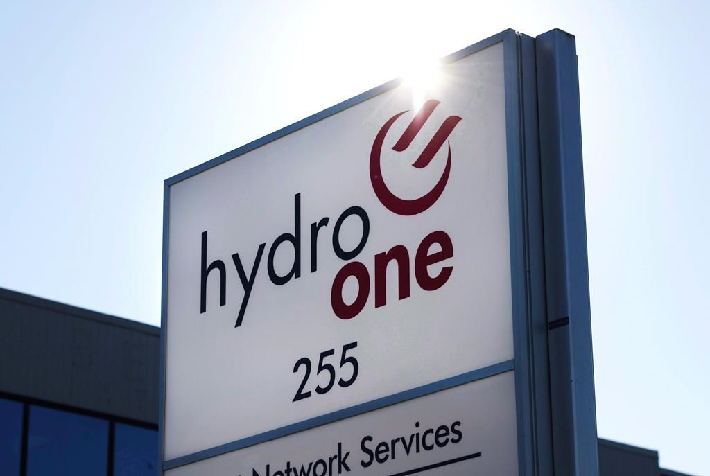 A Hydro One office is pictured in Mississauga, Ont. on November 4, 2015.