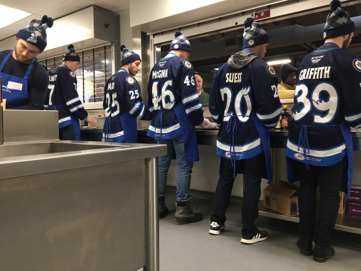 The Manitoba Moose paid a visit to Siloam Mission on Wednesday morning.