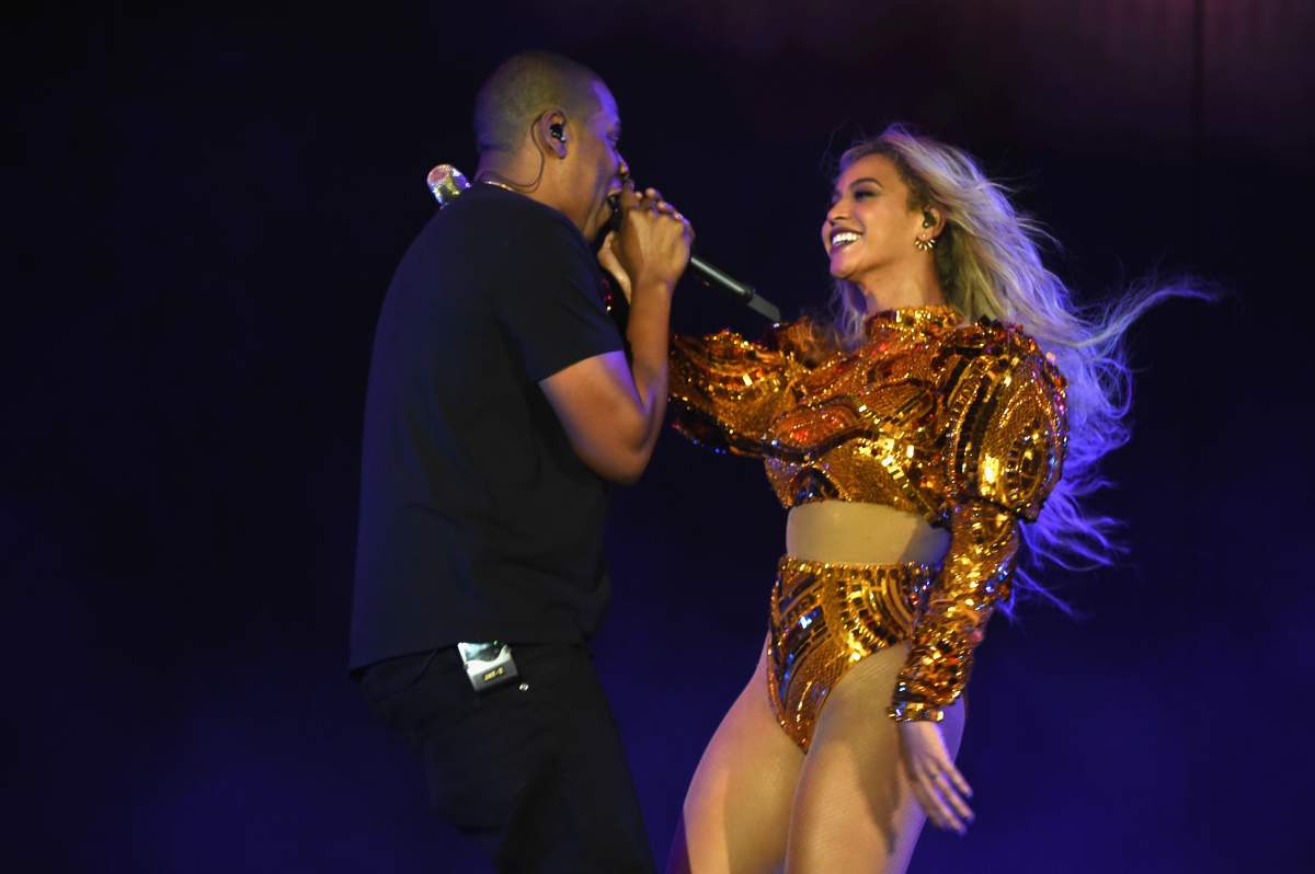 Beyoncé and Jay Z perform onstage during closing night of the ‘Formation’ world tour at MetLife Stadium on Oct. 7, 2016 in East Rutherford, N.J.