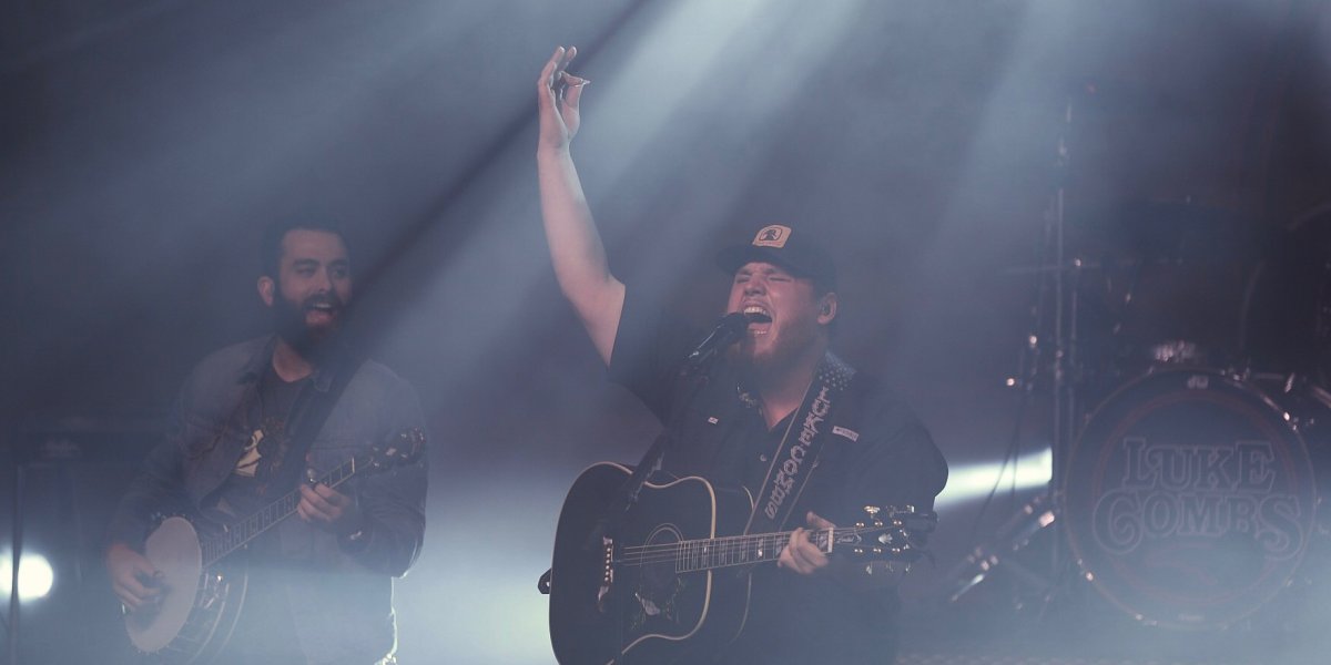 Unreleased songs from Luke Combs going viral - image