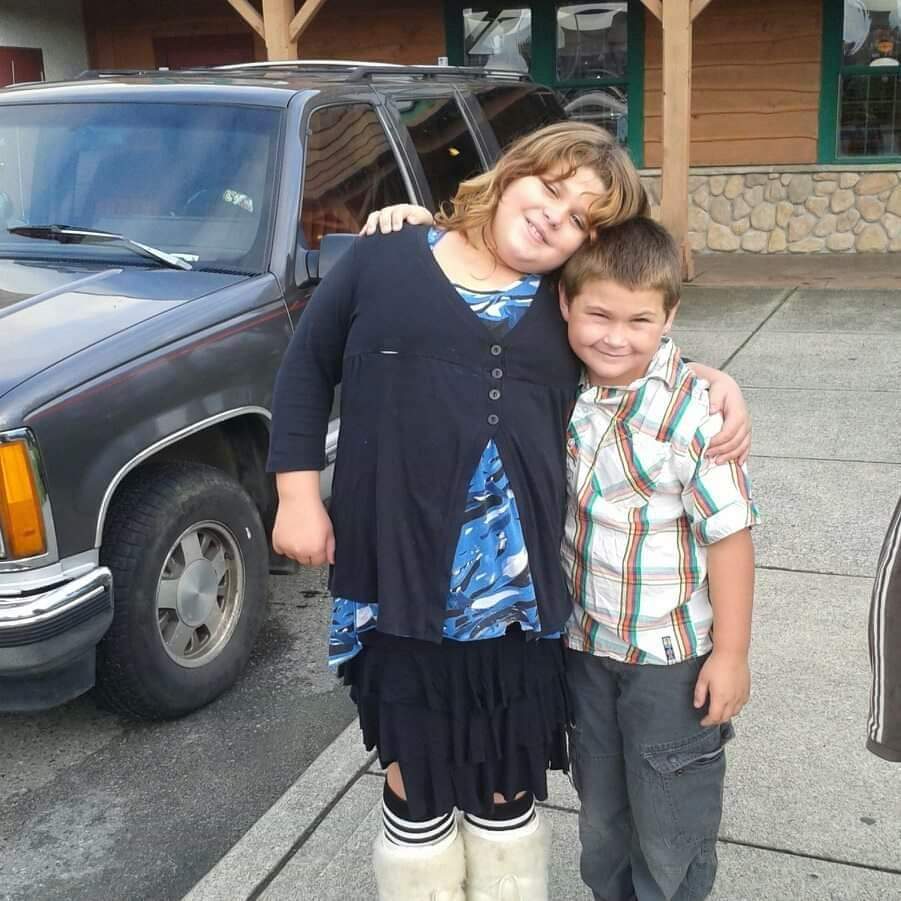 Lisa Thow’s children at 6 and 4, about the time when their father nearly died of an overdose.