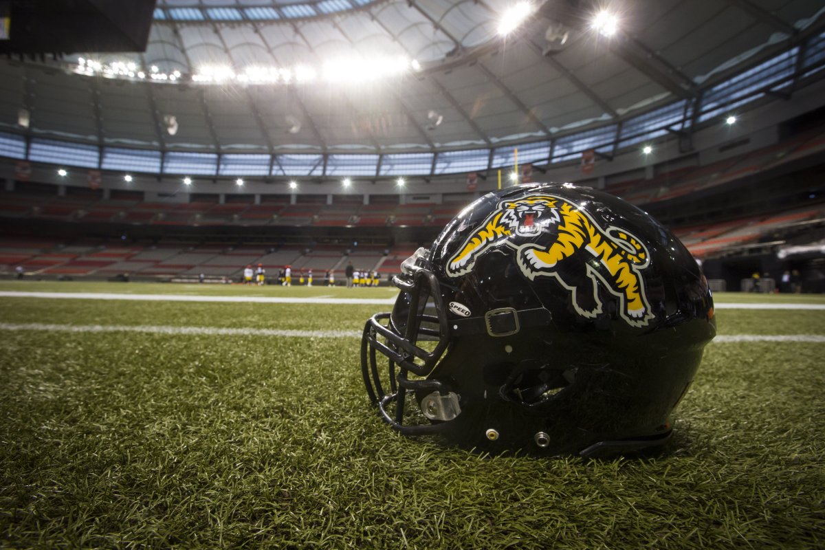Orlondo Steinauer is taking over from June Jones as head coach of the Hamilton Tiger-Cats.