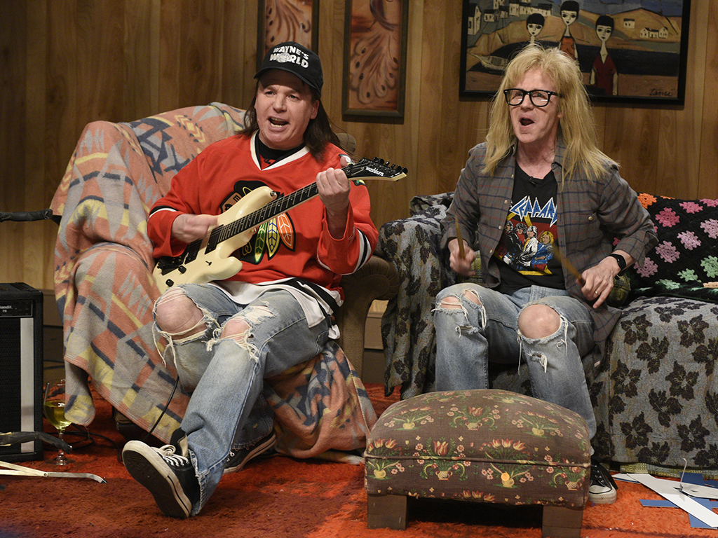 (L-R) Mike Meyers as Wayne, Dana Carvey as Garth during the 'Wayne's World' skit during 'SNL's' 40th anniversary special on Feb. 15, 2015.