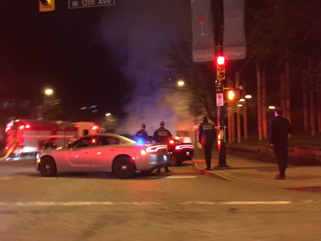 Shuttle bus bursts into flames near Vancouver City Hall - image