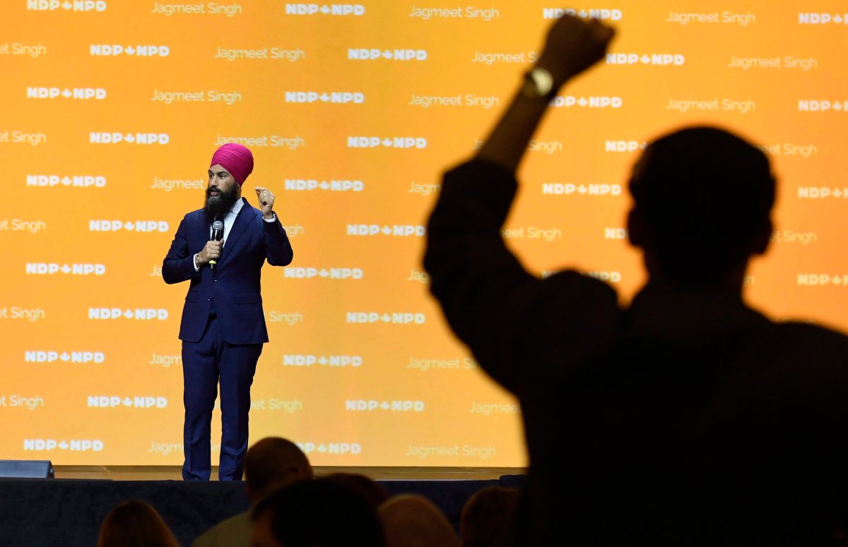 A delegate gives a standing ovation to NDP Leader Jagmeet Singh as he speaks during the Federal NDP Convention in Ottawa, Feb. 17, 2018. 