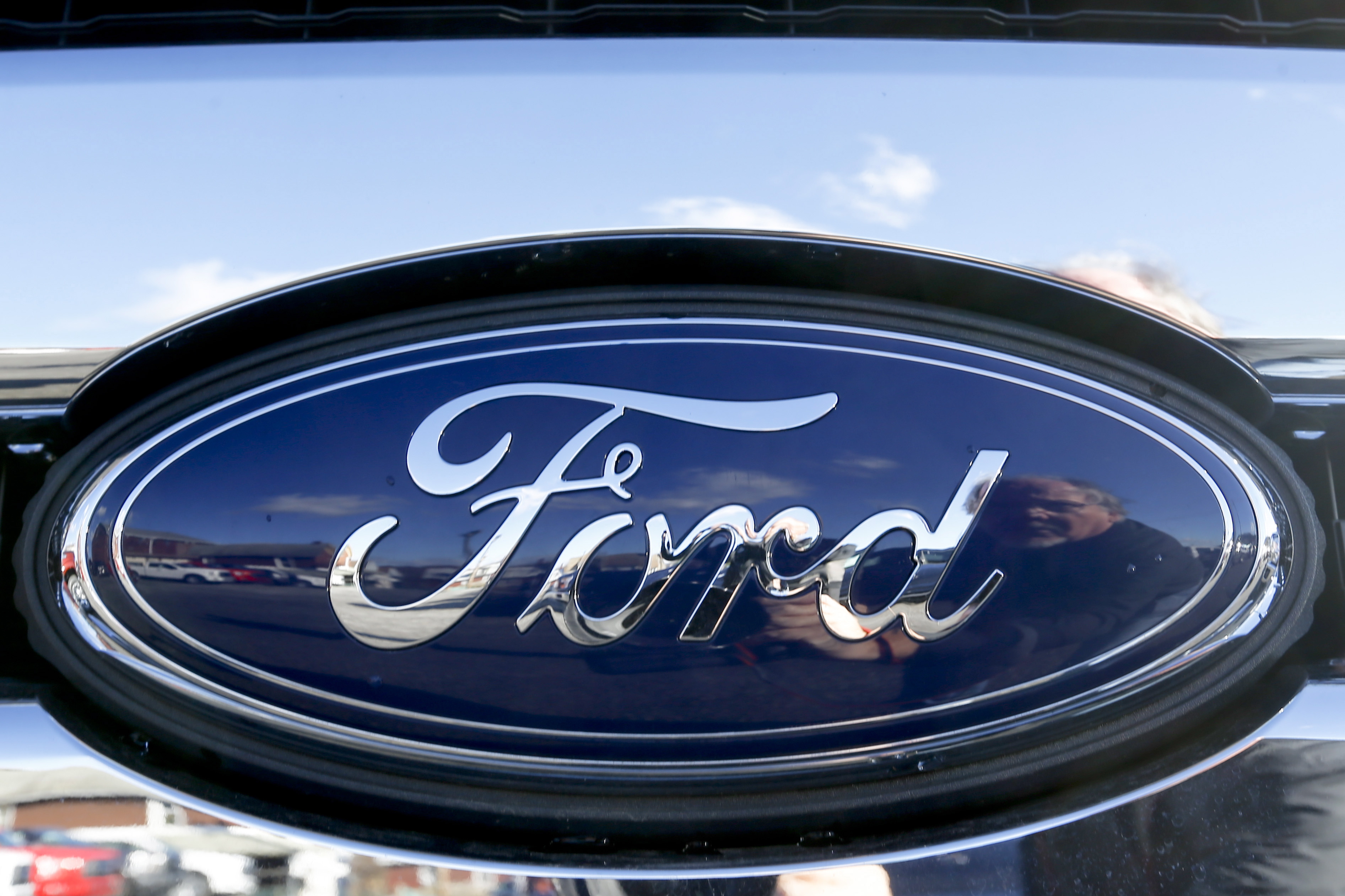 Ford Recalls Over 950,000 Vehicles Over Takata Airbag Inflator That Can ...