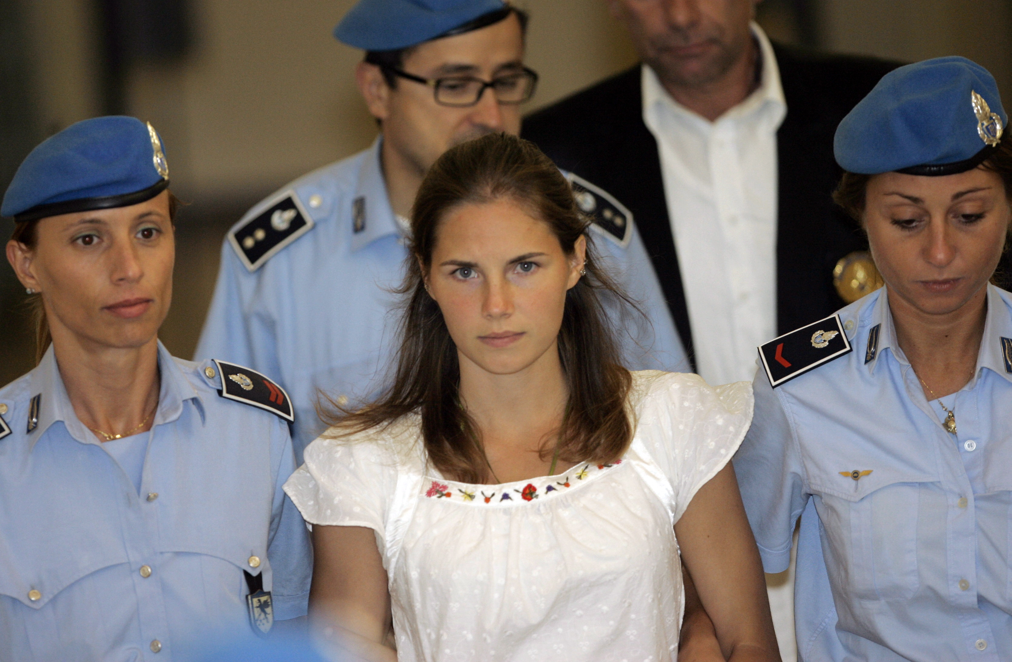 I am not a monster Amanda Knox speaks in Italy for first time