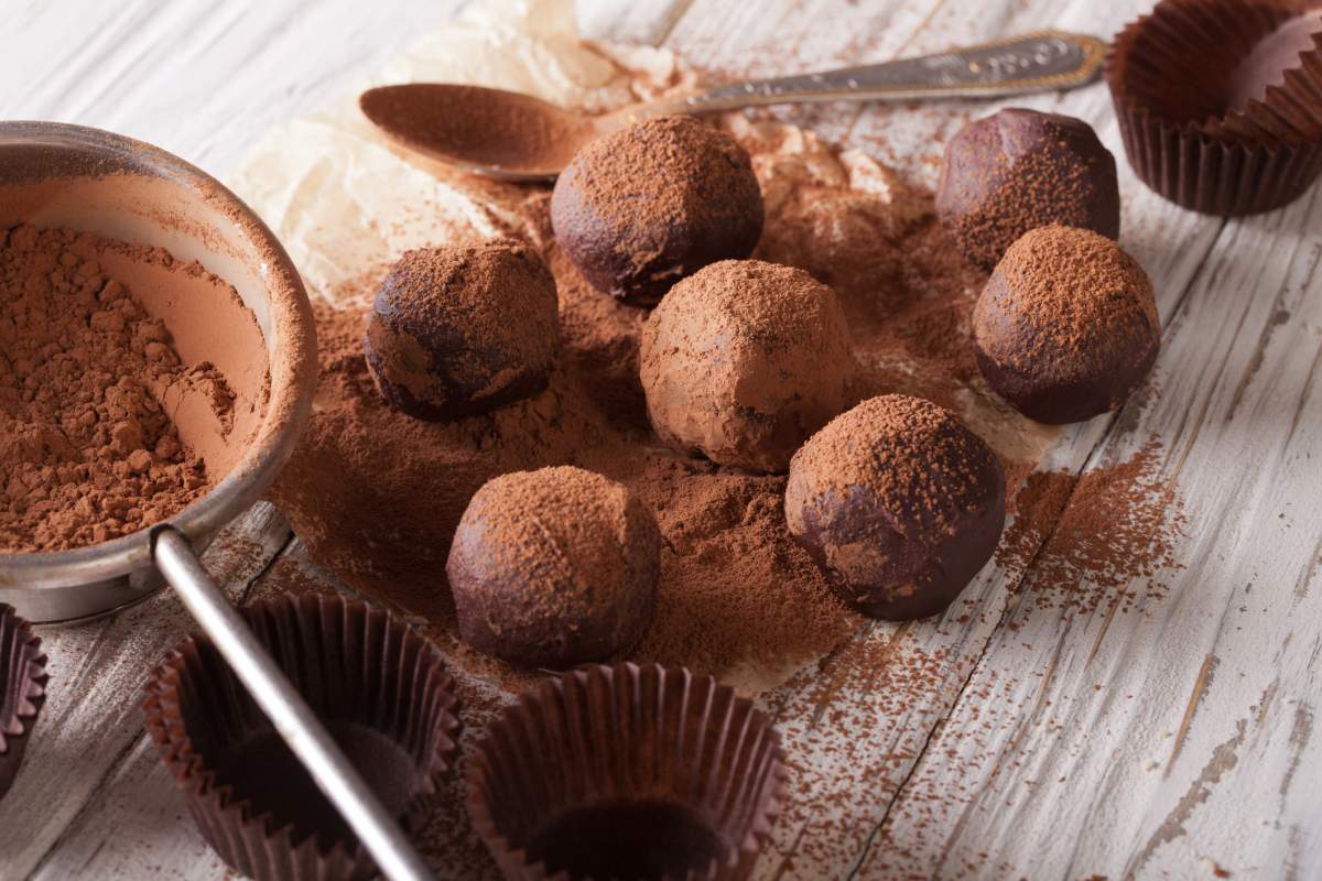 Romantic Chocolate Making Workshop - image