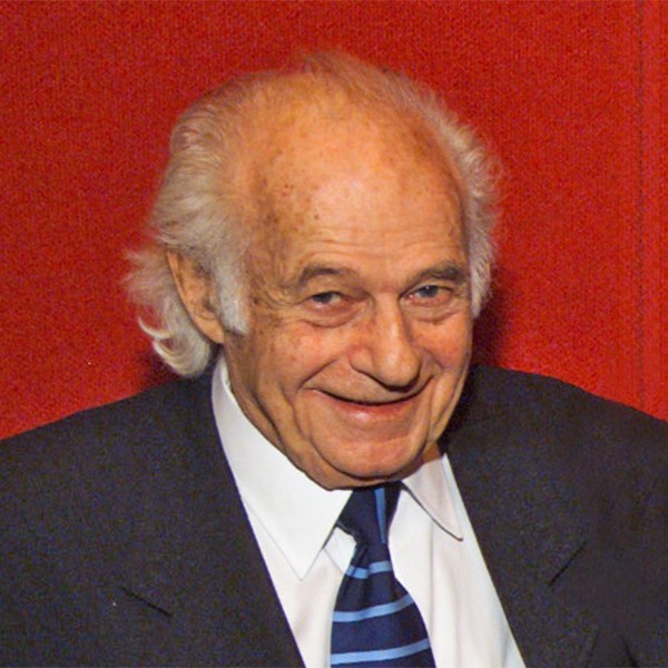 Avrum Morrow (1925 – 2019) was known only as “Mr. Bike Man”, after 34 years of annual bicycle donations to Sun Youth.