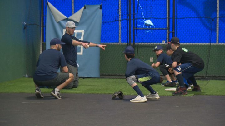 Toronto Blue Jays catcher Danny Jansen hosts baseball camp for