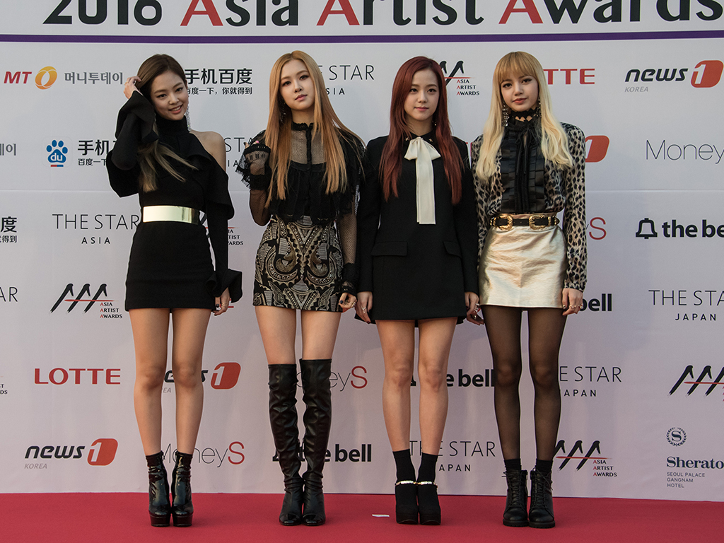 K-pop group ‘Black Pink’ pose on the red carpet of the ‘2016 Asia Artist Awards’ in Seoul, South Korea on Nov. 16, 2016.