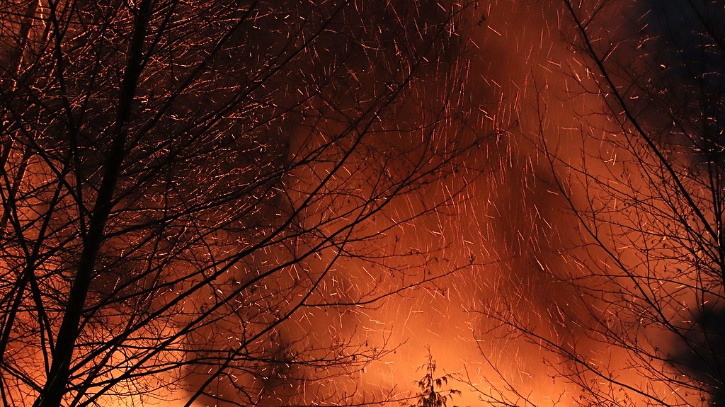 Burnaby fire crews contain storage shed fire near Kinder Morgan tank facility - image