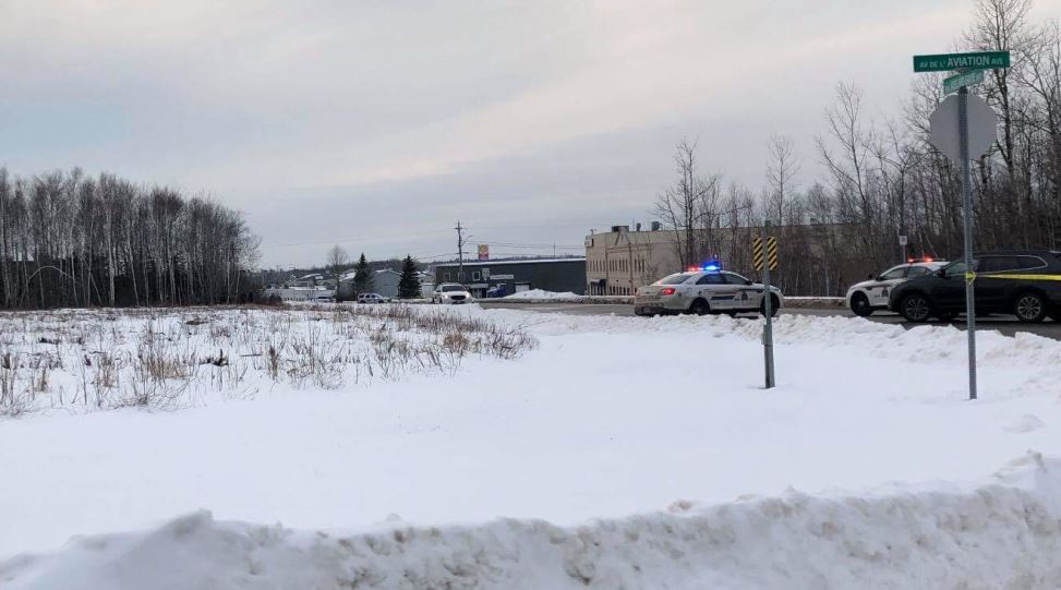 New Brunswick RCMP respond to an "ongoing incident" in Dieppe, N.B., on Saturday, Jan 5, 2019.
