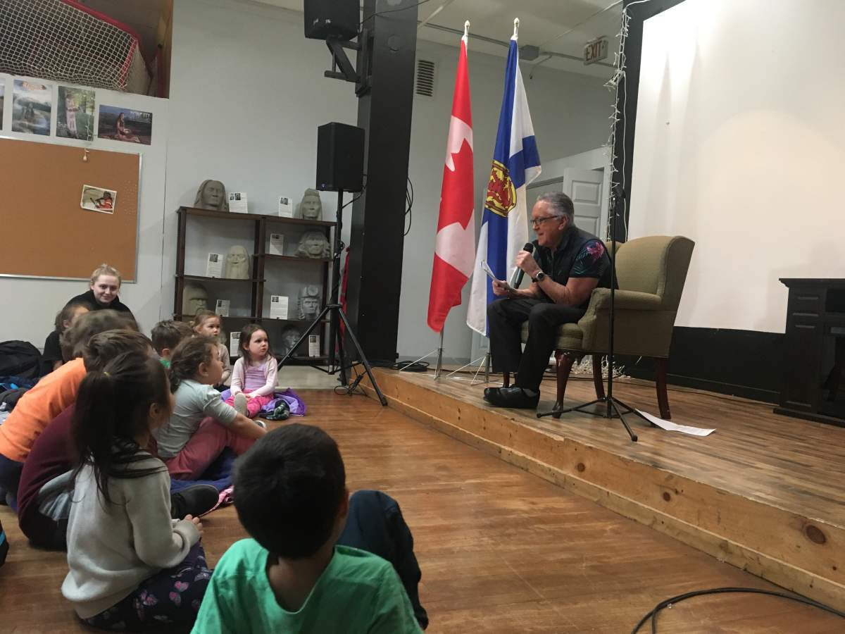 Bernie Francis reads a Mi'kmaw story to children at the Mi'kmaw Native Friendship Centre in Halifax on Family Literacy Day, Jan. 25, 2019. 