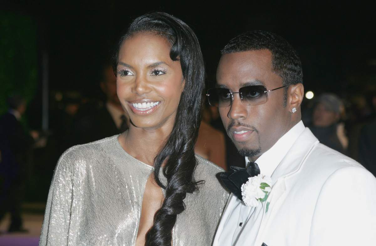 Actress Kim Porter and mogul Sean "Puffy" Combs arrive at the Vanity Fair Oscar Party at Mortons on February 27, 2005 in West Hollywood, California.  