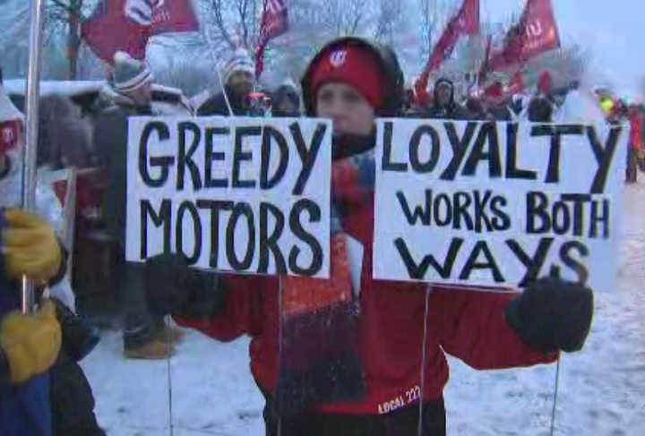 GM workers in Oshawa stage a protest at headquarters on Jan. 23, 2019.