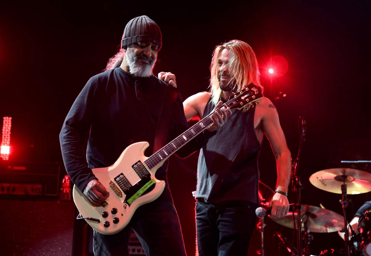 (L-R) Kim Thayil and Taylor Hawkins perform onstage during ‘I Am The Highway: A Tribute To Chris Cornell’ at The Forum on Jan. 16, 2019 in Inglewood, Calif.
