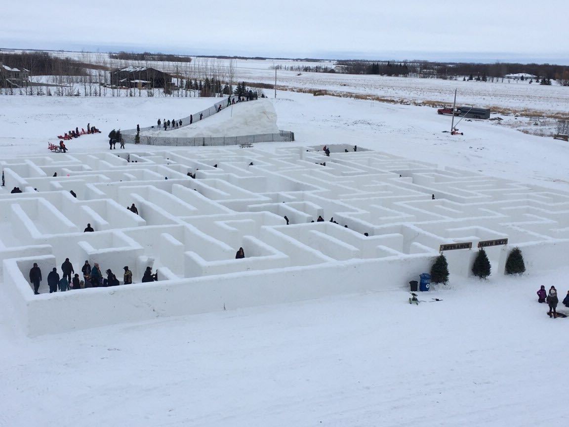 "A Maze In Corn" winter themed maze south of Winnipeg confirmed to be the world's largest snow maze.