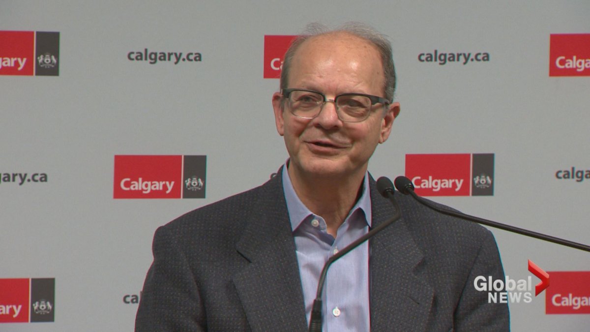 Calgary city manager Jeff Fielding is resigning from his position with the city. 