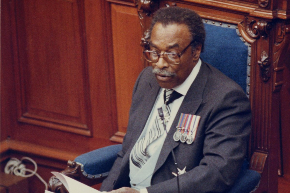 Former Ontario lieutenant governor Lincoln Alexander reads the Ontario throne speech at Queens Park in Toronto on April 26, 1987.