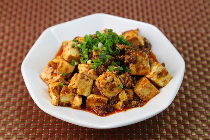 Mapo tofu would be a healthy Chinese dinner option that would fit the dietary guidelines, said dietitian Amanda Li.