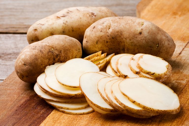A Manitoba study is looking at whether or not a starch derived from raw potatoes can slow the damaging effects of chronic kidney disease.