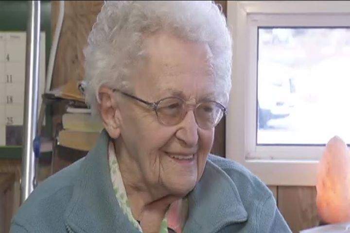 More than $11,000 raised to help elderly store owner in cottage country north of Havelock - image
