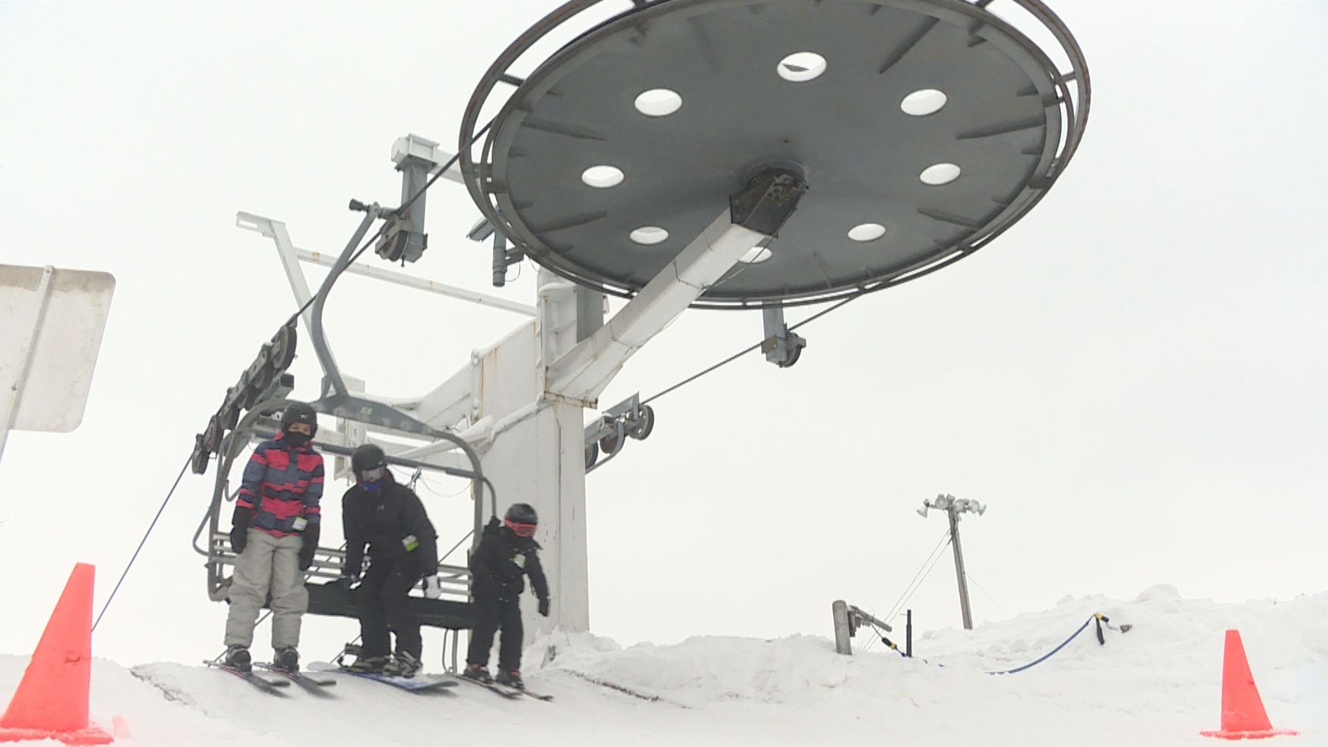 Quebec teen’s death raises concerns about common ski hill stunt ...