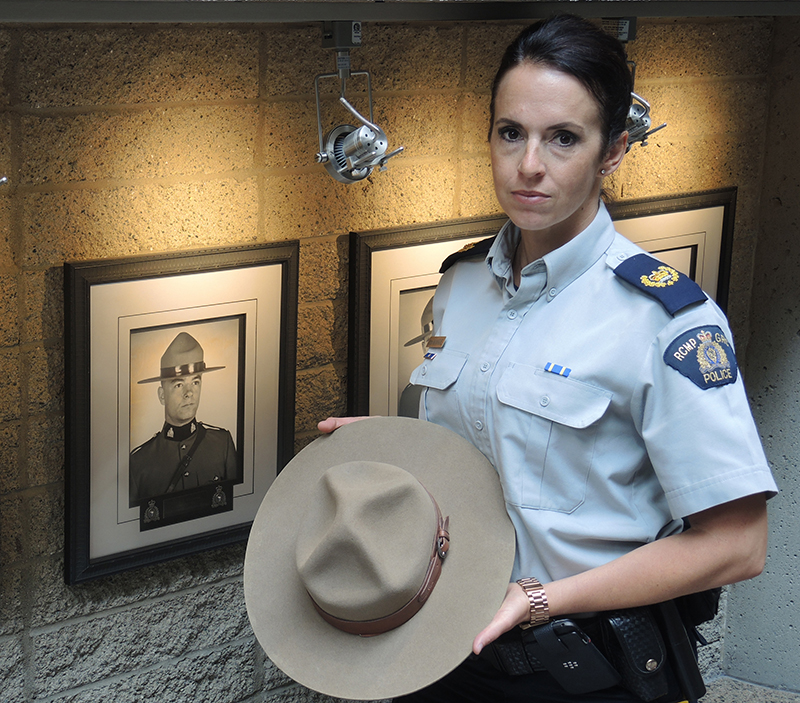 The Stetson of Surrey RCMP Const. Terry Draginda, who was killed in the line of duty in 1974, is returning home.