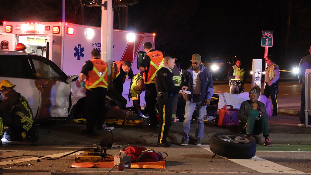 Careening vehicle hits pedestrians waiting to cross street in Surrey - image
