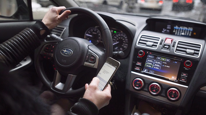 Distracted driving deaths up 36% over 2 years in Ontario: report