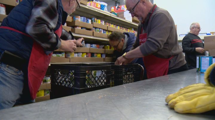 Children made more than 9,000 visits to Hamilton food banks in March 2019, says Food Share.