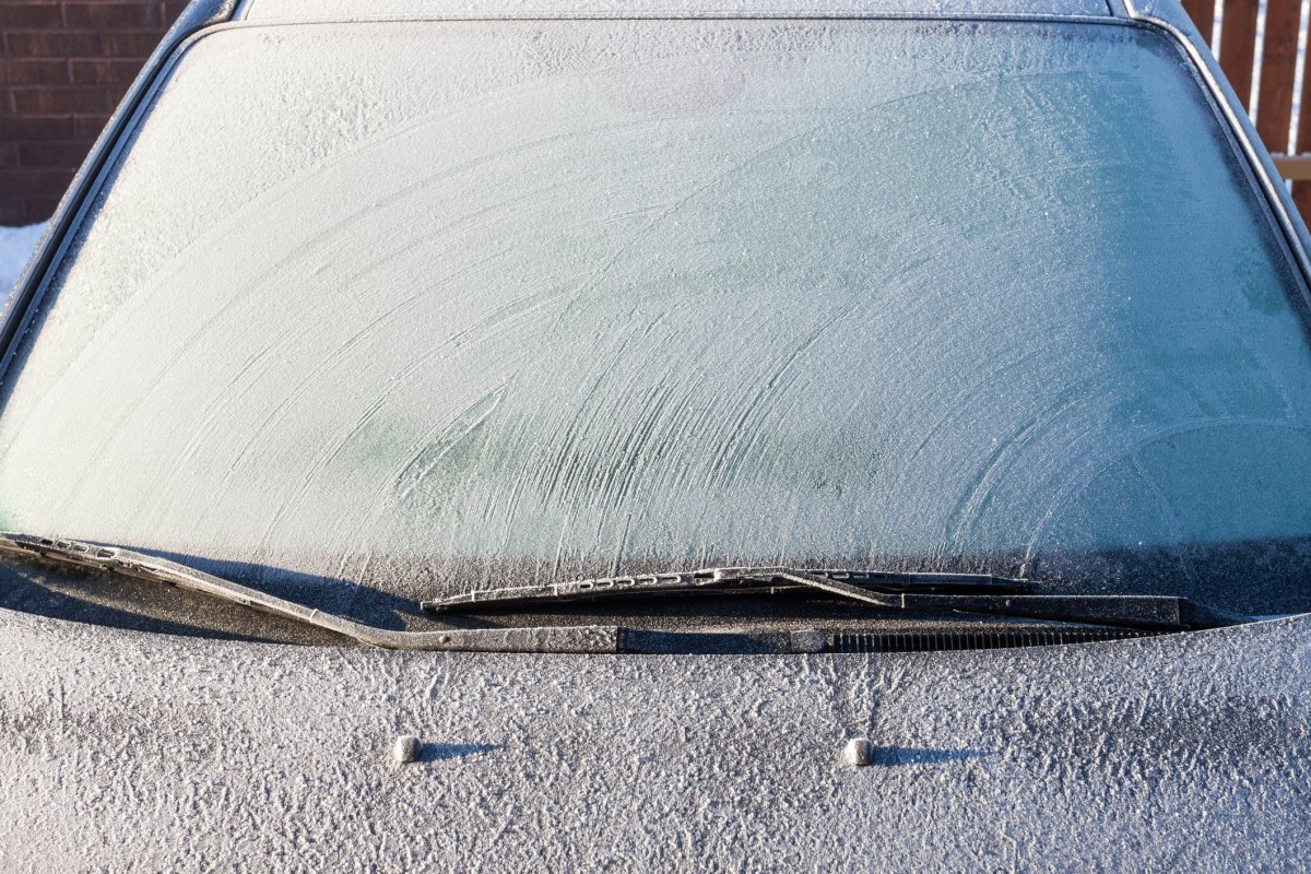 Guelph police are warning drivers to not leave their vehicles unlocked while they are warming up. 
