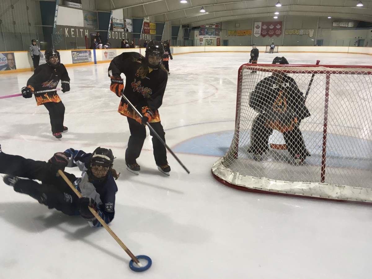 Two teams face off at Keira’s Winter Klassic