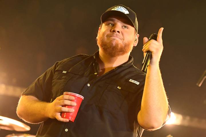 Luke Combs Fast Car #1 on ACC with Kix Brooks - Vimarsana News