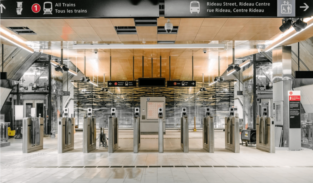 An image of the Rideau LRT station in downtown Ottawa.