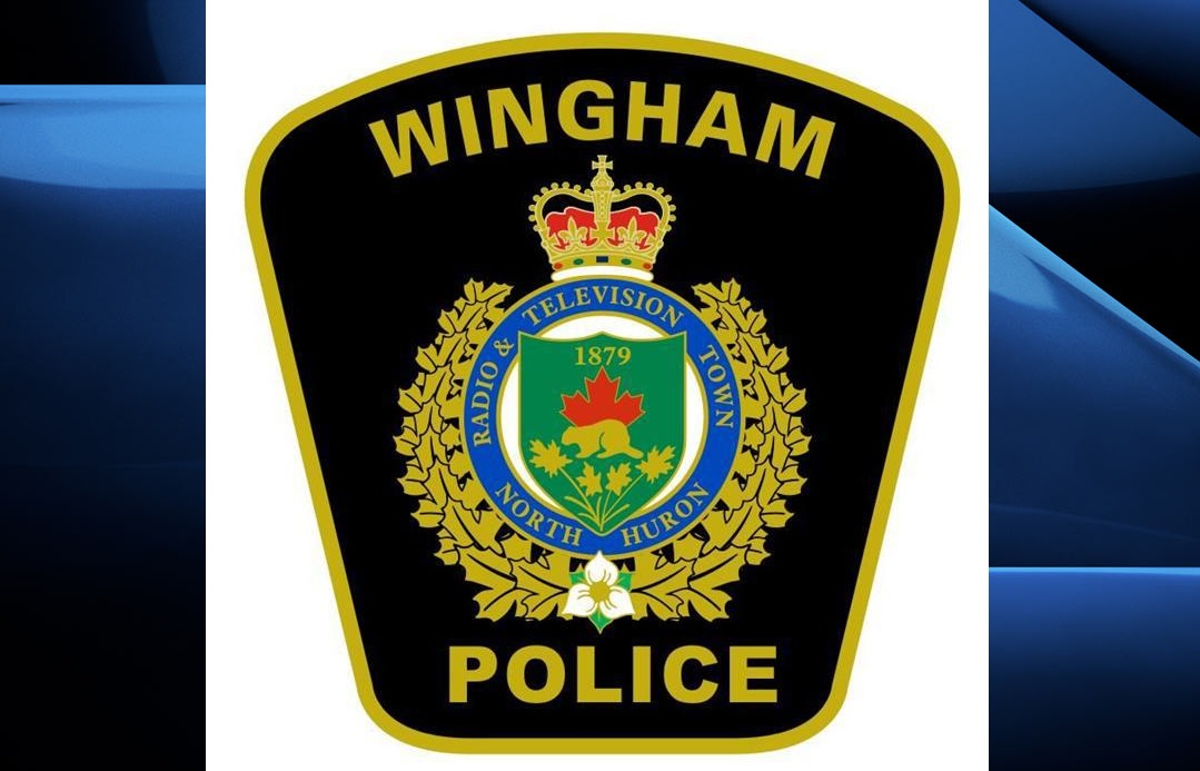 The badge of the now-disbanded Wingham Police Servce.