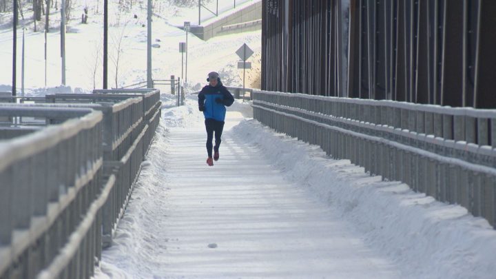 Jay Brown running along the Traffic Bridge in -23 weather.