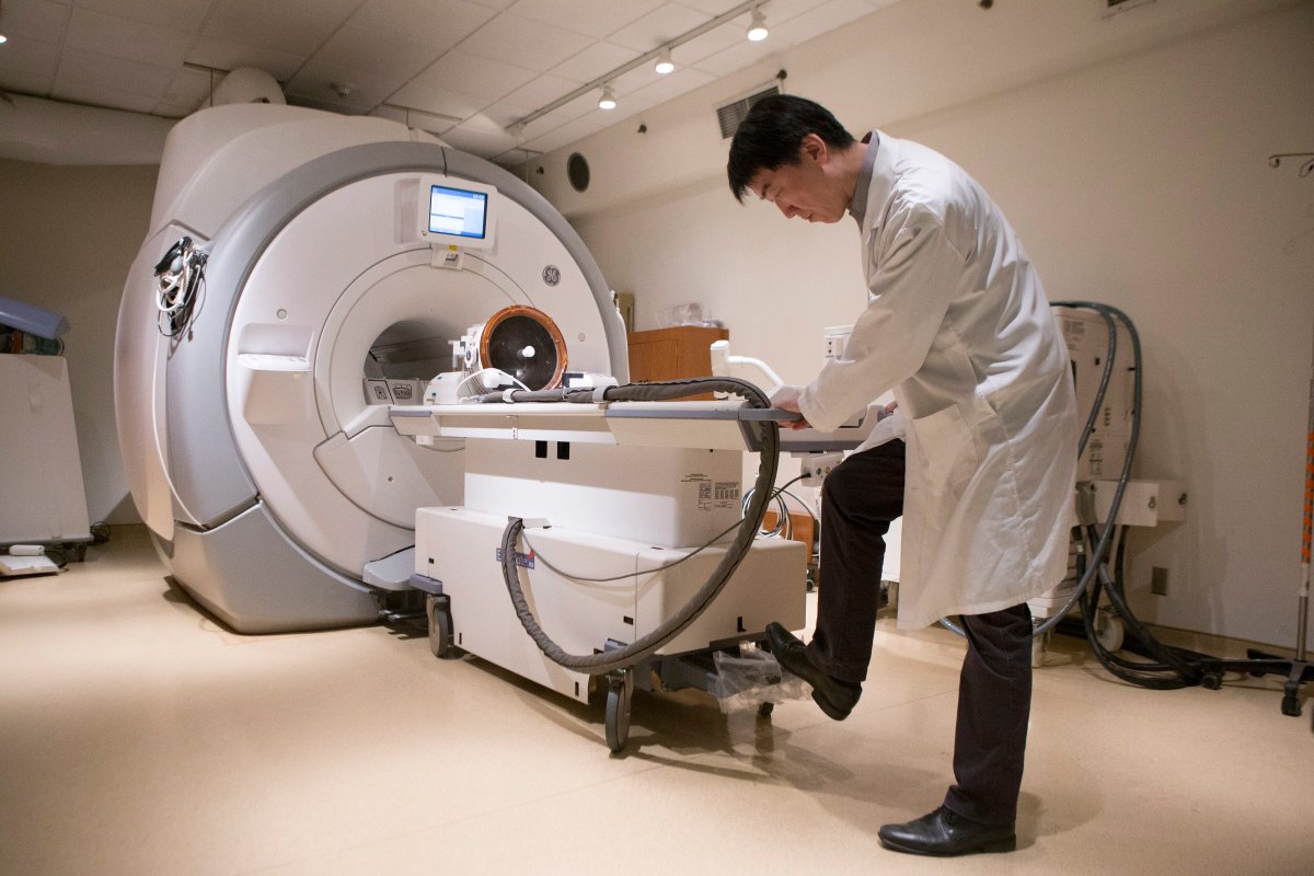 The new method uses cardiac functional magnetic resonance imaging (cfMRI) to study how the heart reacts to repeated carbon dioxide exposure.