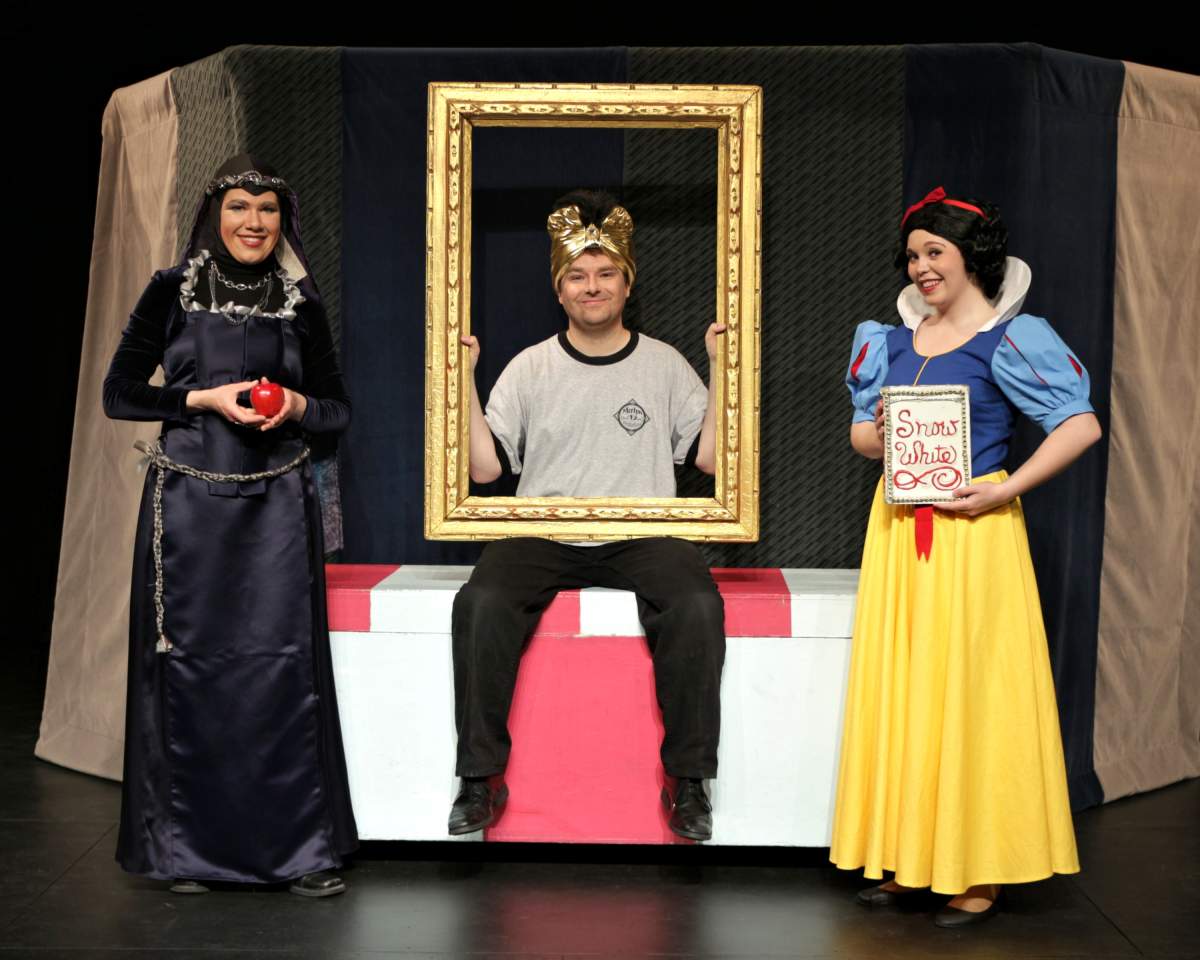 SNOW WHITE – Merlyn Children’s Theatre - image
