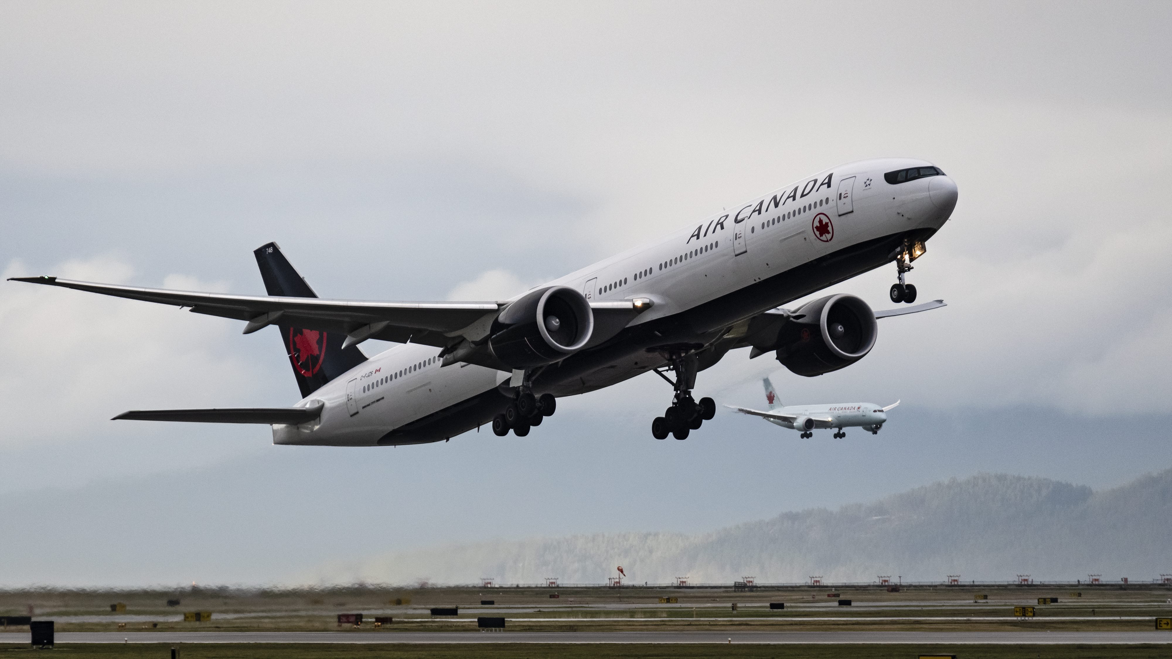 track delayed baggage air canada