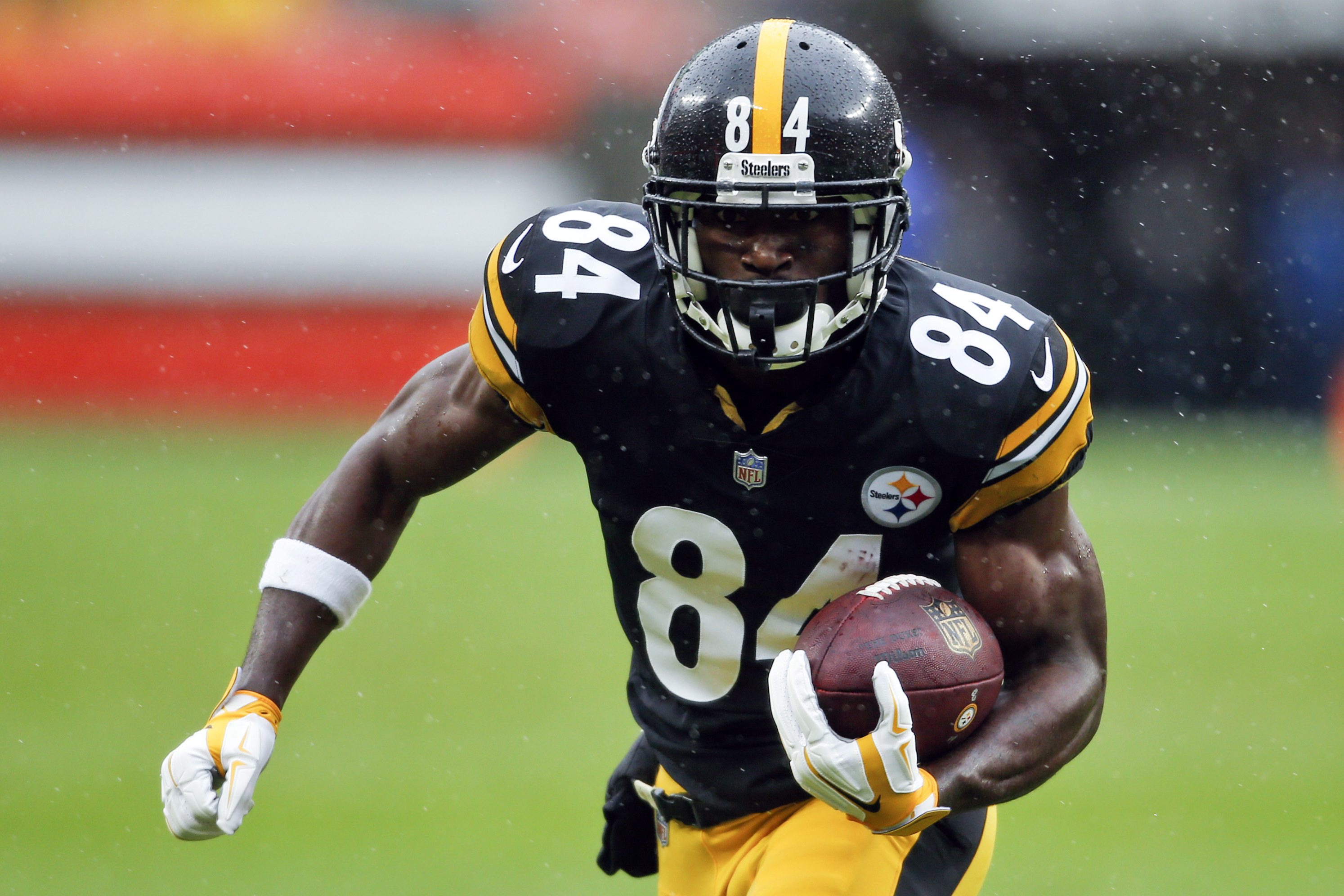 Rick Zamperin: 'I don't even have to play football,' says Antonio Brown -  Hamilton