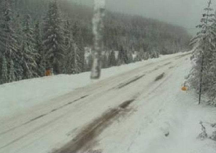 A webcam photo of Bombi Pass, approximately 22 kilometres southeast of Castlegar. The pass has an elevation of 1,215 metres.