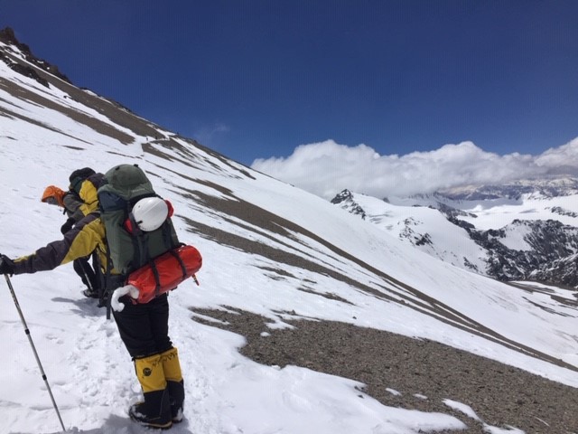 Winnipeg firefighter climbing Everest for charity - image