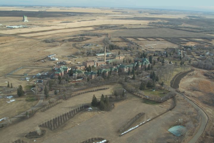 An aerial photo showing the entire grounds of the former Saskatchewan Hospital.
