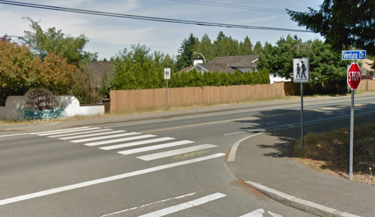 The crosswalk at the intersection of Hammond Bay Road and Ventura Drive.